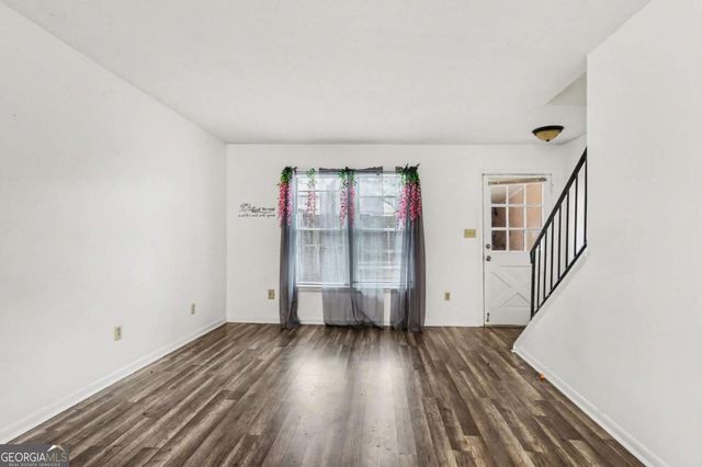 2060 Kings Gate Circle A, Snellville, GA 30078