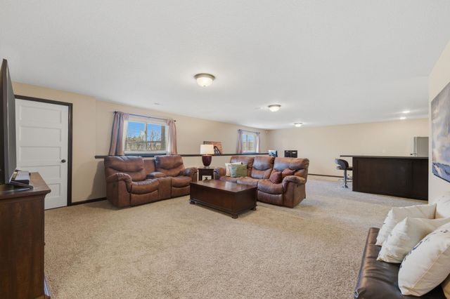 3301 N Emerson St, Derby, KS 67037