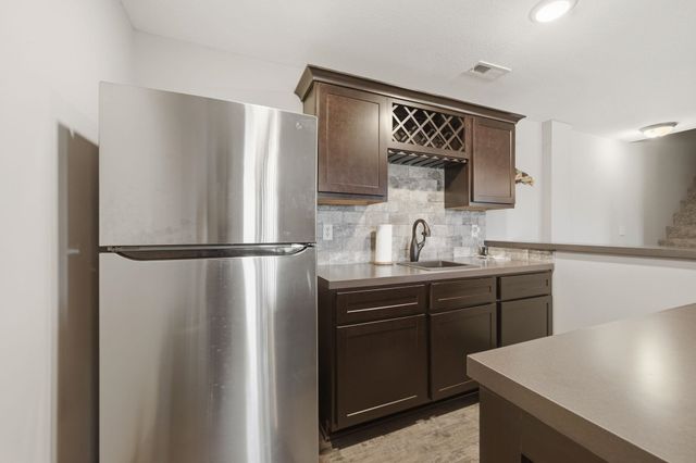 3301 N Emerson St, Derby, KS 67037