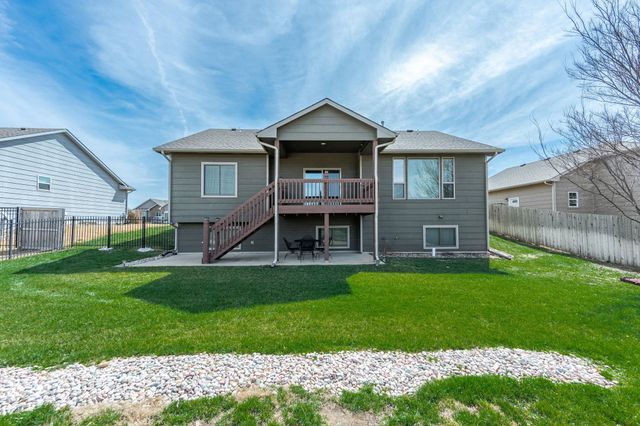3301 N Emerson St, Derby, KS 67037