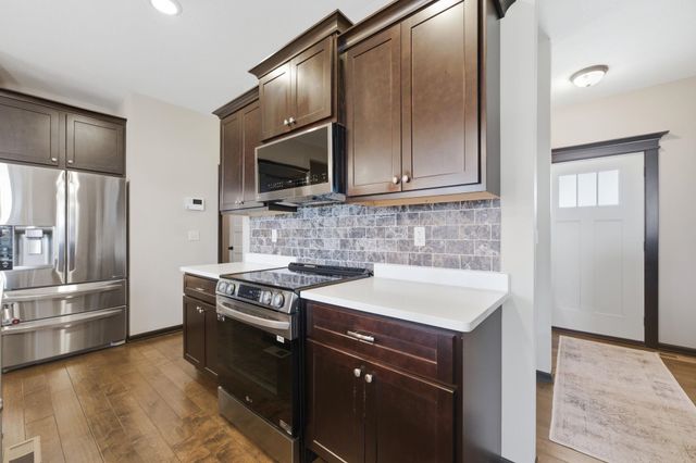 3301 N Emerson St, Derby, KS 67037