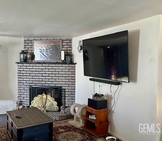 330 Philippine Street, Taft, CA 93268