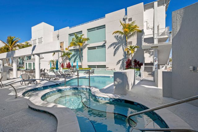 185 NE 4th Avenue 208, Delray Beach, FL 33483