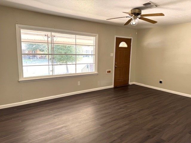 852 Odie Drive, White Settlement, TX 76108