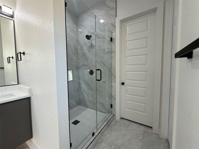 3322 Springview Avenue, Dallas, TX 75216