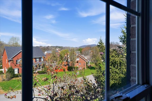 1001 Crimson Clover Dr, Brentwood, TN 37027