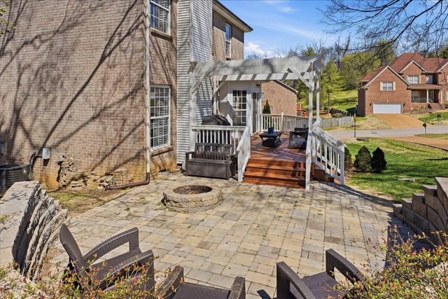 1001 Crimson Clover Dr, Brentwood, TN 37027