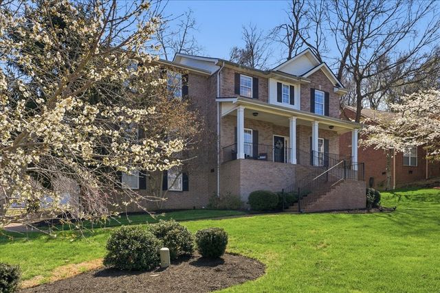 1001 Crimson Clover Dr, Brentwood, TN 37027