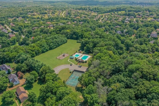 1001 Crimson Clover Dr, Brentwood, TN 37027