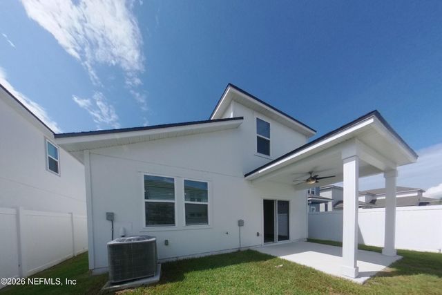 64 BRAZIL NUT Circle, Jacksonville, FL 32218