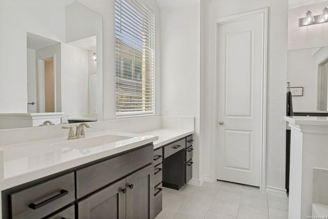 183 Cimarron Creek, Boerne, TX 78006