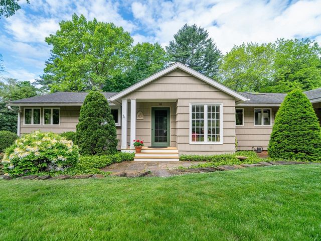 65 DeForest Heights, Burlington, VT 05401