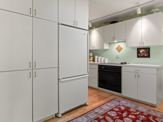 65 DeForest Heights, Burlington, VT 05401
