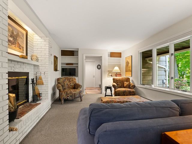 65 DeForest Heights, Burlington, VT 05401