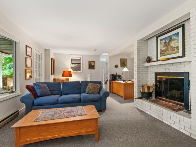 65 DeForest Heights, Burlington, VT 05401