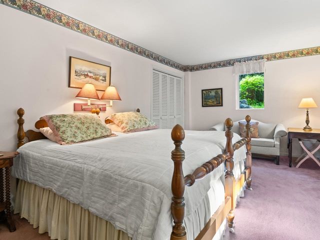 65 DeForest Heights, Burlington, VT 05401