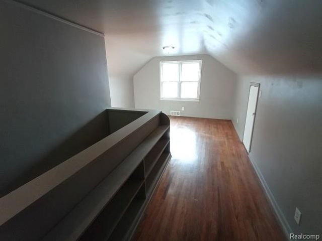 11490 Somerset Avenue, Detroit, MI 48224