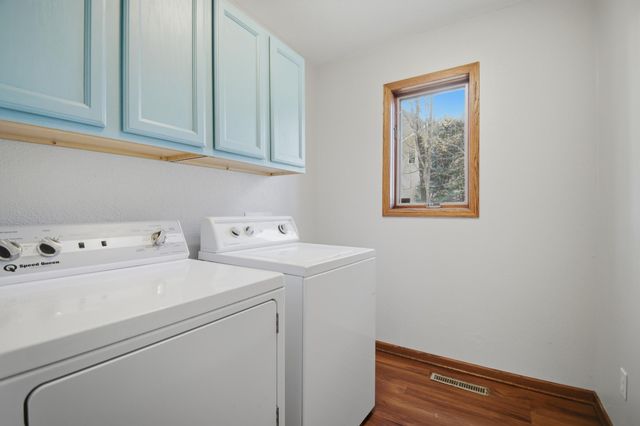 2504 4th Avenue NW, Austin, MN 55912