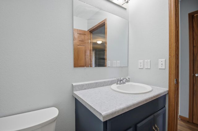 2504 4th Avenue NW, Austin, MN 55912