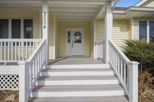2504 4th Avenue NW, Austin, MN 55912