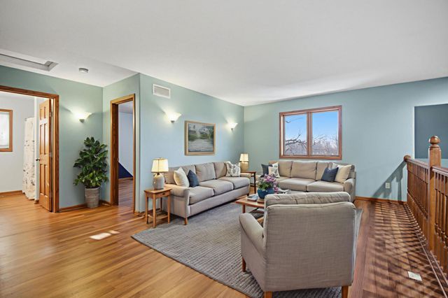 2504 4th Avenue NW, Austin, MN 55912