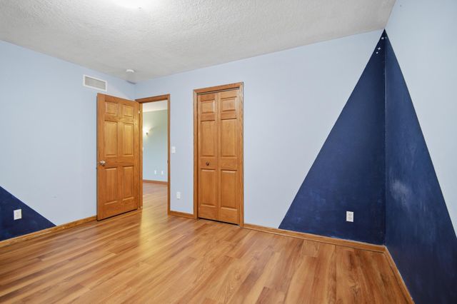 2504 4th Avenue NW, Austin, MN 55912