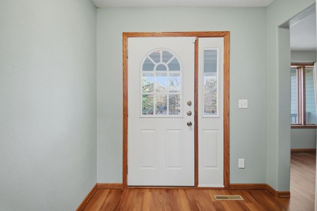2504 4th Avenue NW, Austin, MN 55912