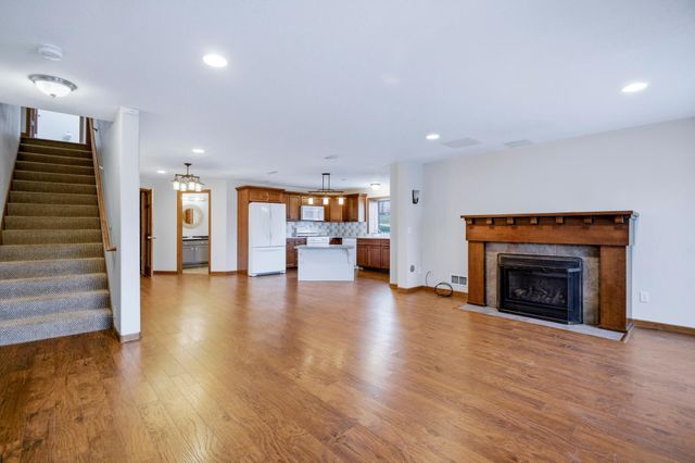 2504 4th Avenue NW, Austin, MN 55912