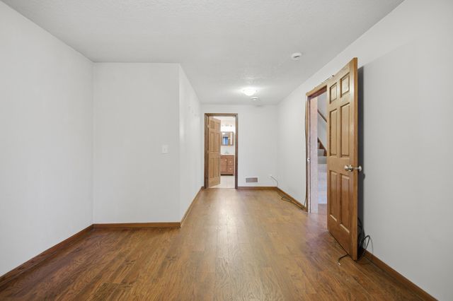 2504 4th Avenue NW, Austin, MN 55912