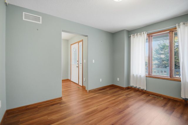 2504 4th Avenue NW, Austin, MN 55912