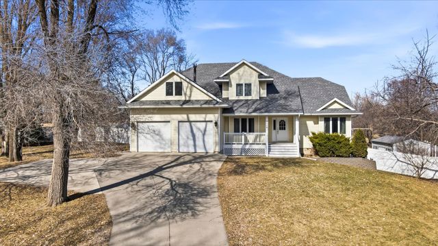 2504 4th Avenue NW, Austin, MN 55912