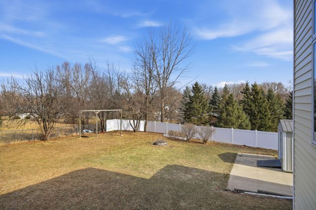 2504 4th Avenue NW, Austin, MN 55912
