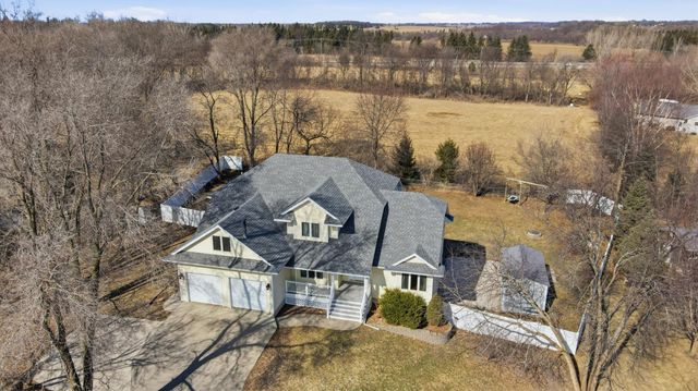 2504 4th Avenue NW, Austin, MN 55912