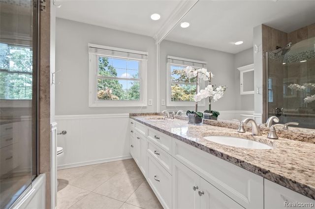 165 Puritan Avenue, Birmingham, MI 48009
