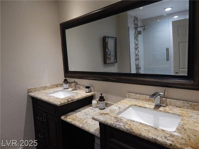 2712 West Oakey Boulevard, Las Vegas, NV 89102