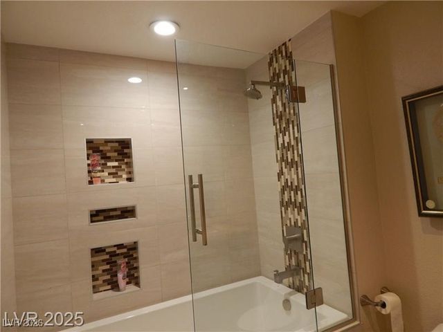 2712 West Oakey Boulevard, Las Vegas, NV 89102