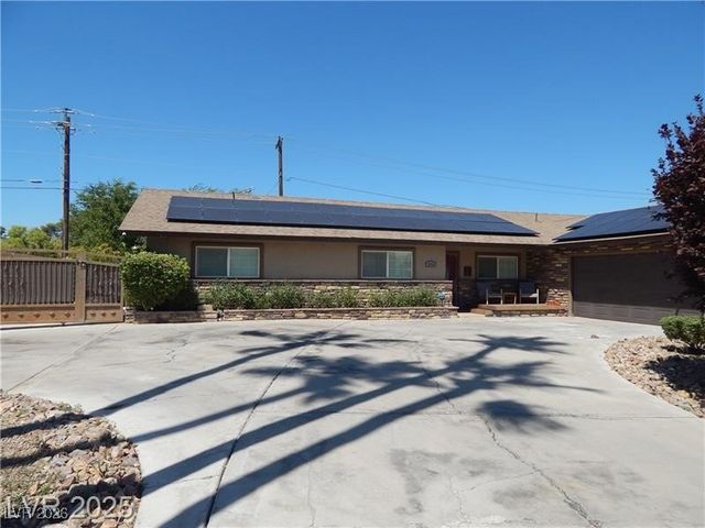 2712 West Oakey Boulevard, Las Vegas, NV 89102