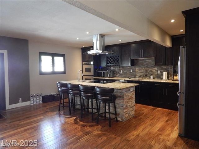 2712 West Oakey Boulevard, Las Vegas, NV 89102