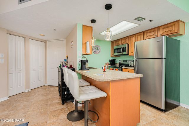 3023 S Atlantic Ave Apt 301, Daytona Beach, FL 32118