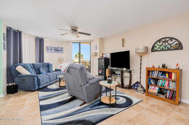 3023 S Atlantic Ave Apt 301, Daytona Beach, FL 32118