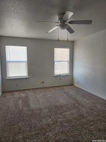 18 Moonwalk, San Antonio, TX 78254