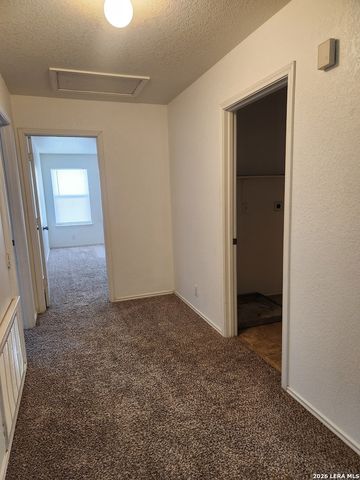 18 Moonwalk, San Antonio, TX 78254