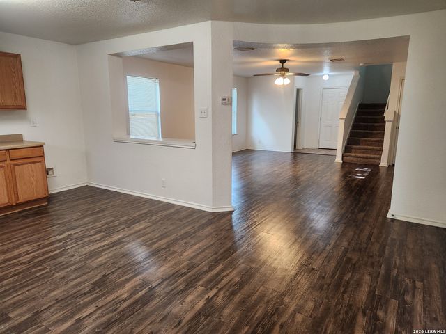 18 Moonwalk, San Antonio, TX 78254