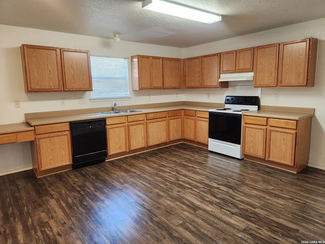 18 Moonwalk, San Antonio, TX 78254