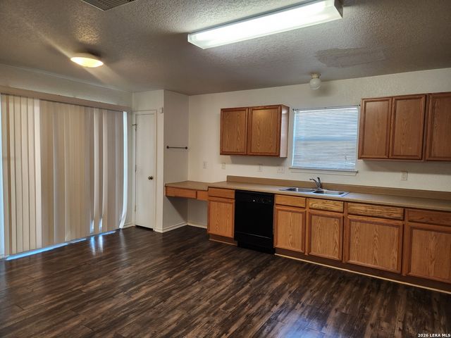 18 Moonwalk, San Antonio, TX 78254