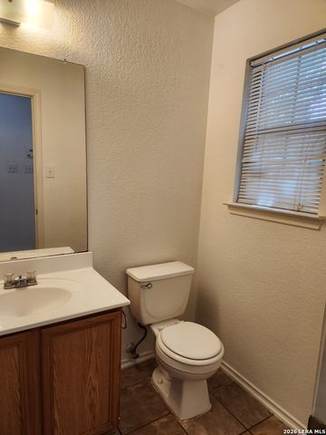 18 Moonwalk, San Antonio, TX 78254