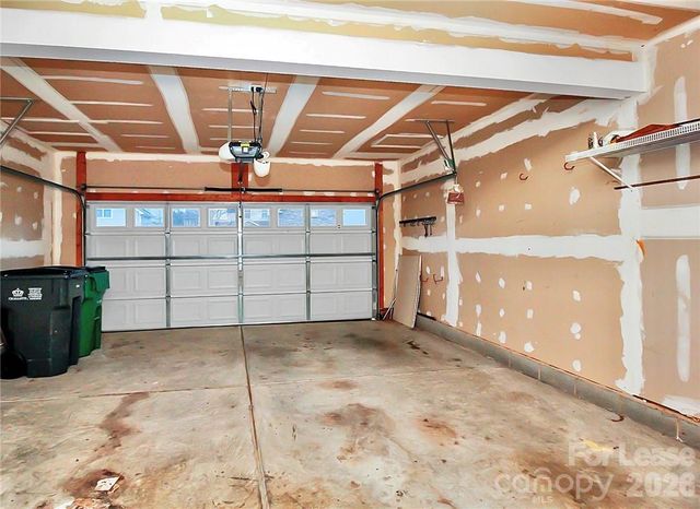 10938 Sedgemoor Lane, Charlotte, NC 28277