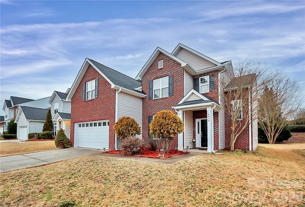 10938 Sedgemoor Lane, Charlotte, NC 28277