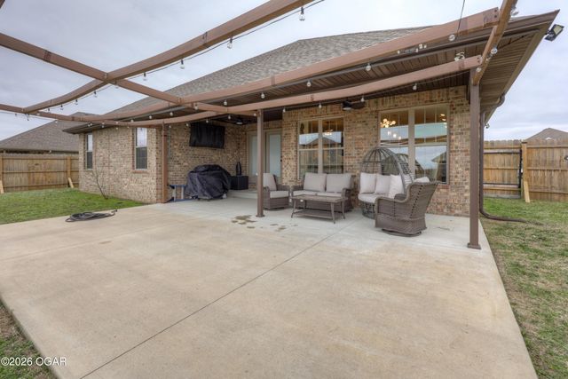 708 Danica Jo Lane, Carl Junction, MO 64834