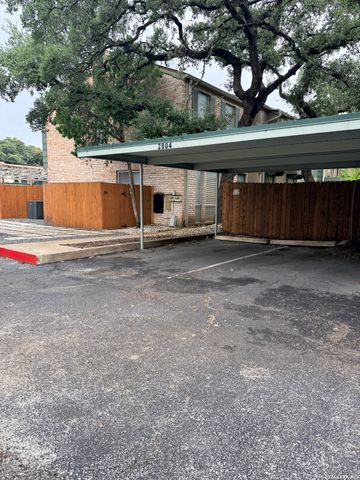 3678 Hidden Dr Apt 2804, San Antonio, TX 78217